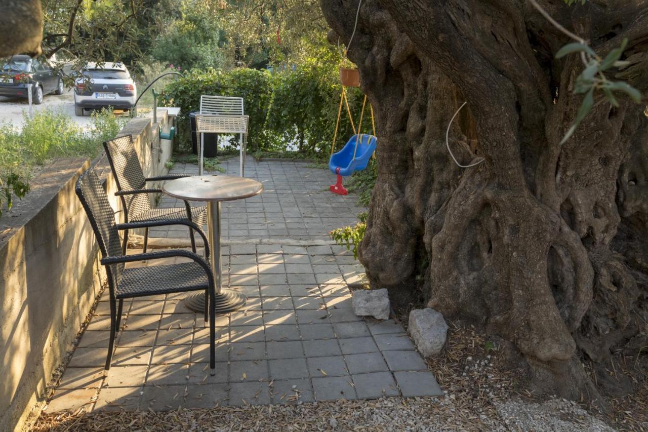Apartments With A Parking Space Zuljana, Peljesac - 4573 Екстериор снимка